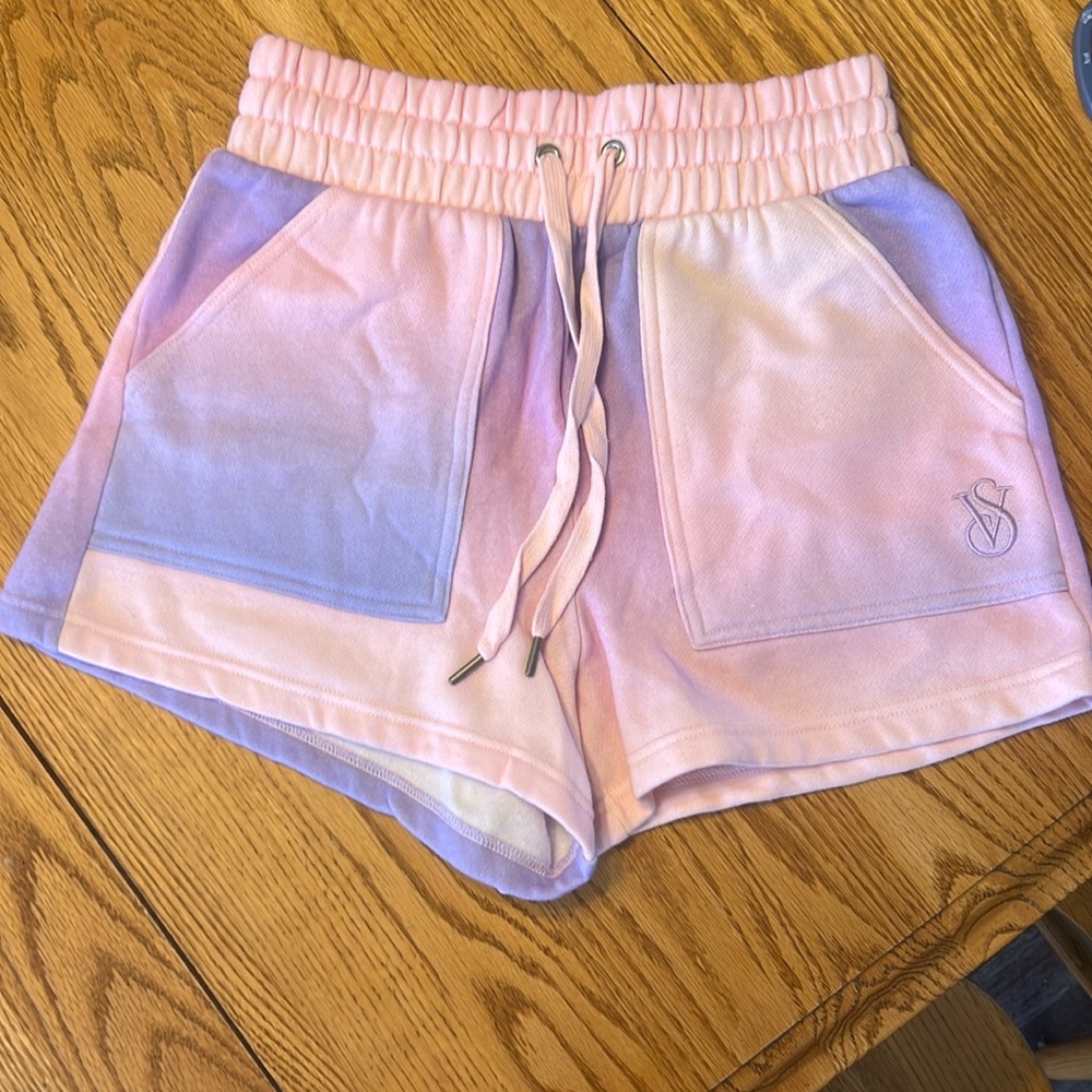 Victoria Secret On Point Cotton Fleece Shorts Size XS NWT